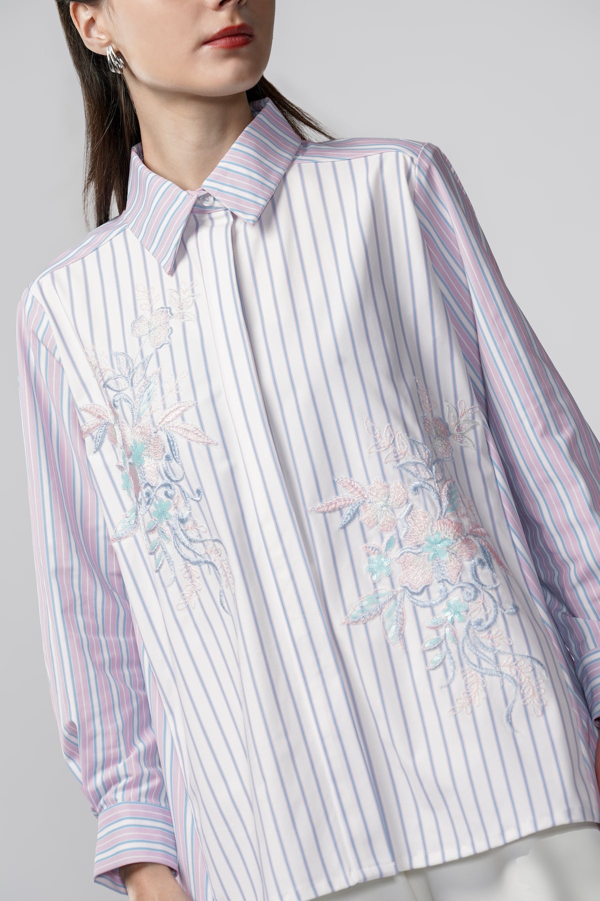 Jevie Embroidery Shirt - Primrose