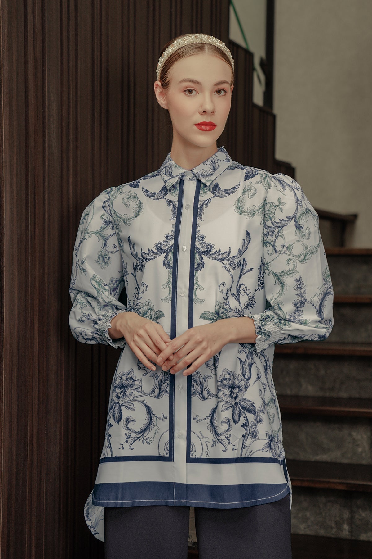 Chinoiserie Puffy Tunic - Navy