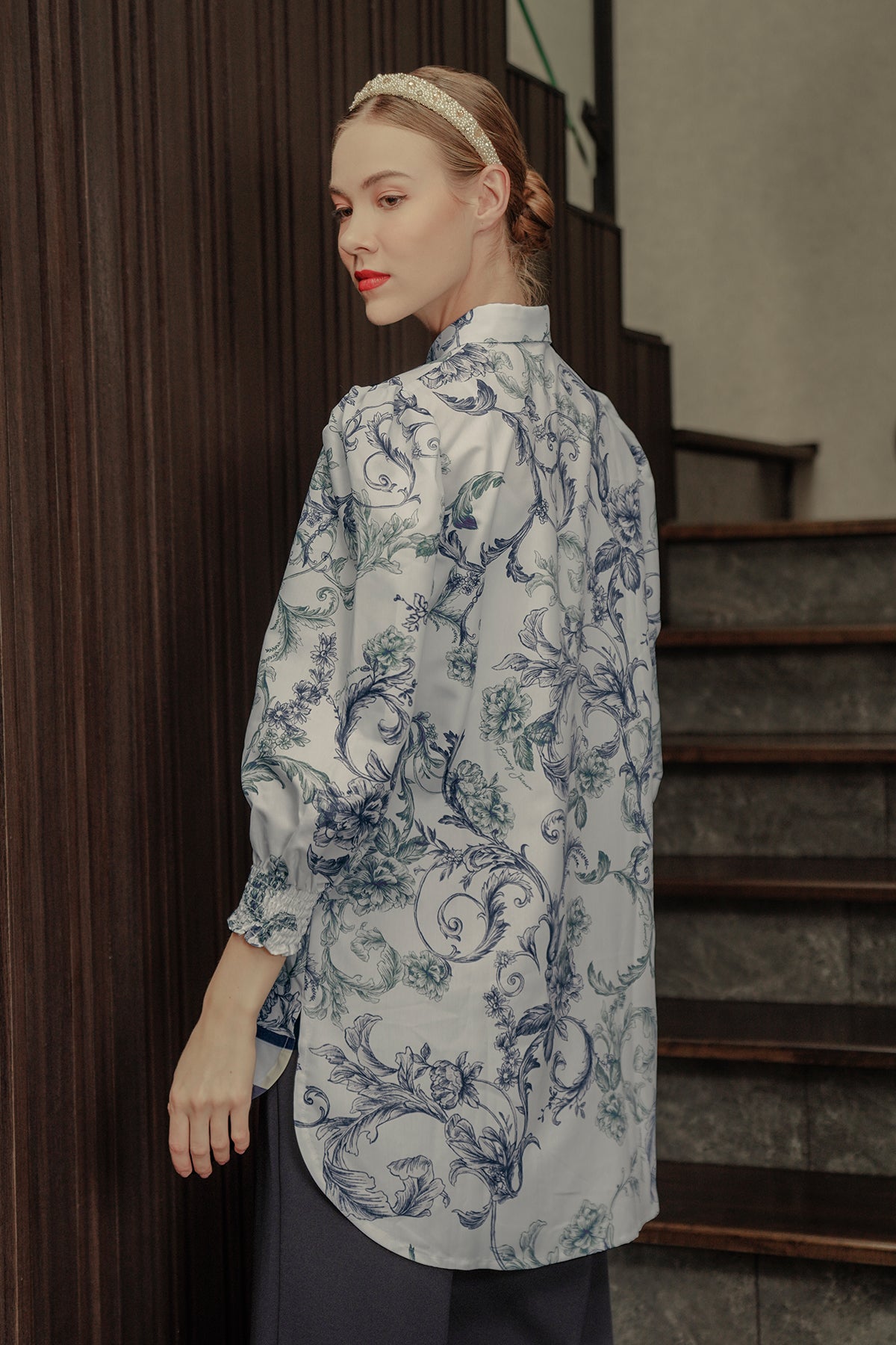 Chinoiserie Puffy Tunic - Navy