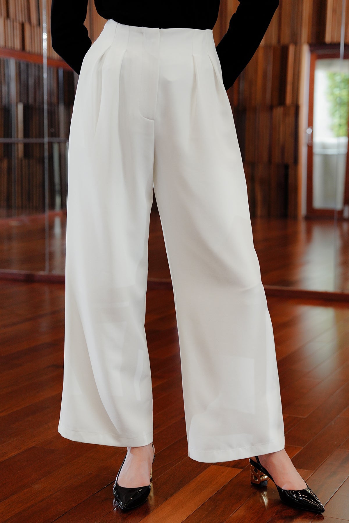 Claire Wide Leg - White