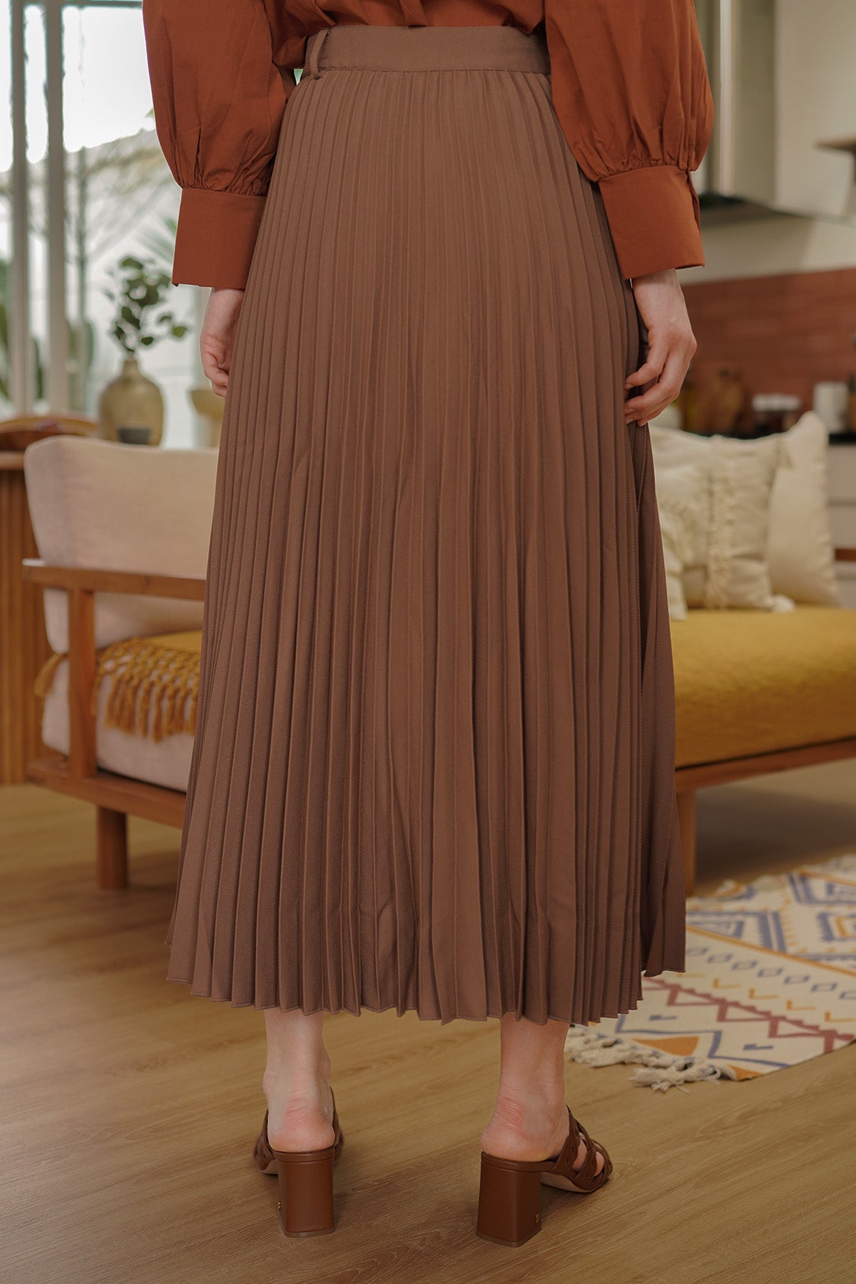 Cleo Pleated Skirt - Chesnut