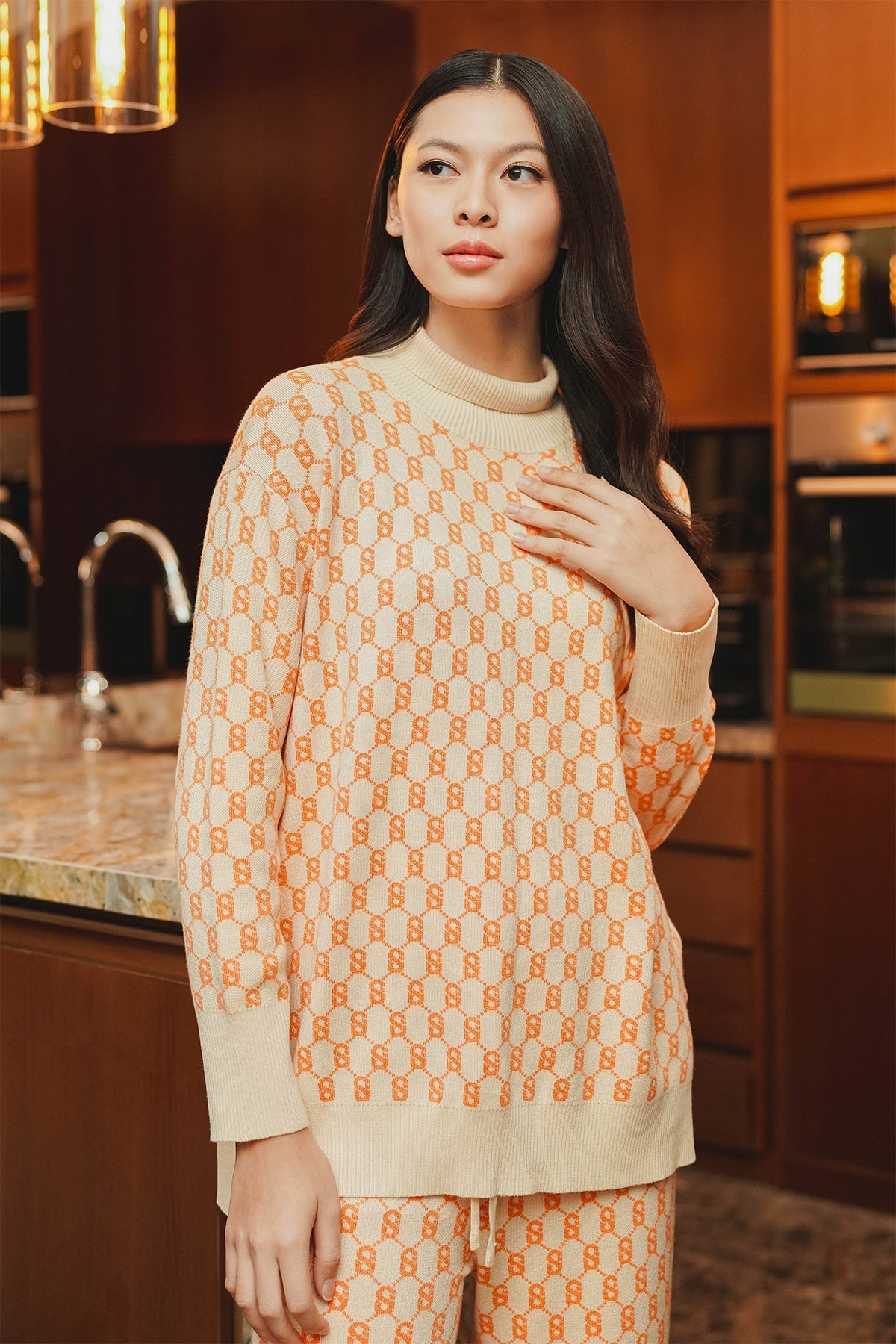 Signature Comfy Sweater - Orange