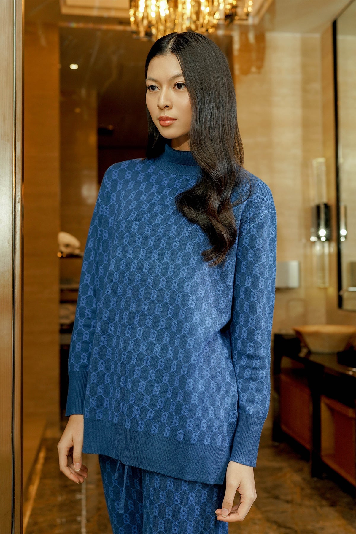 Signature Comfy Sweater - Royal Blue