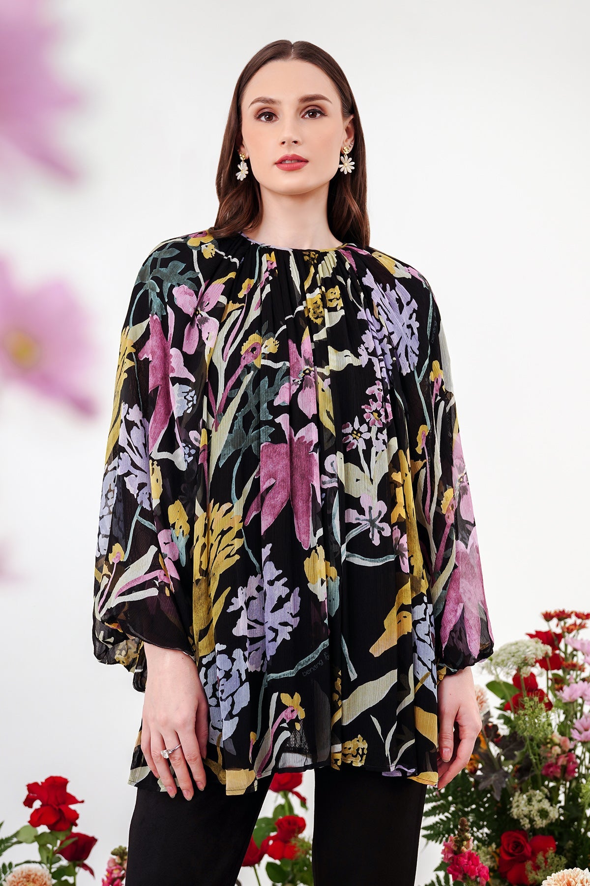 Romantic Garden Flowy Blouse - Black