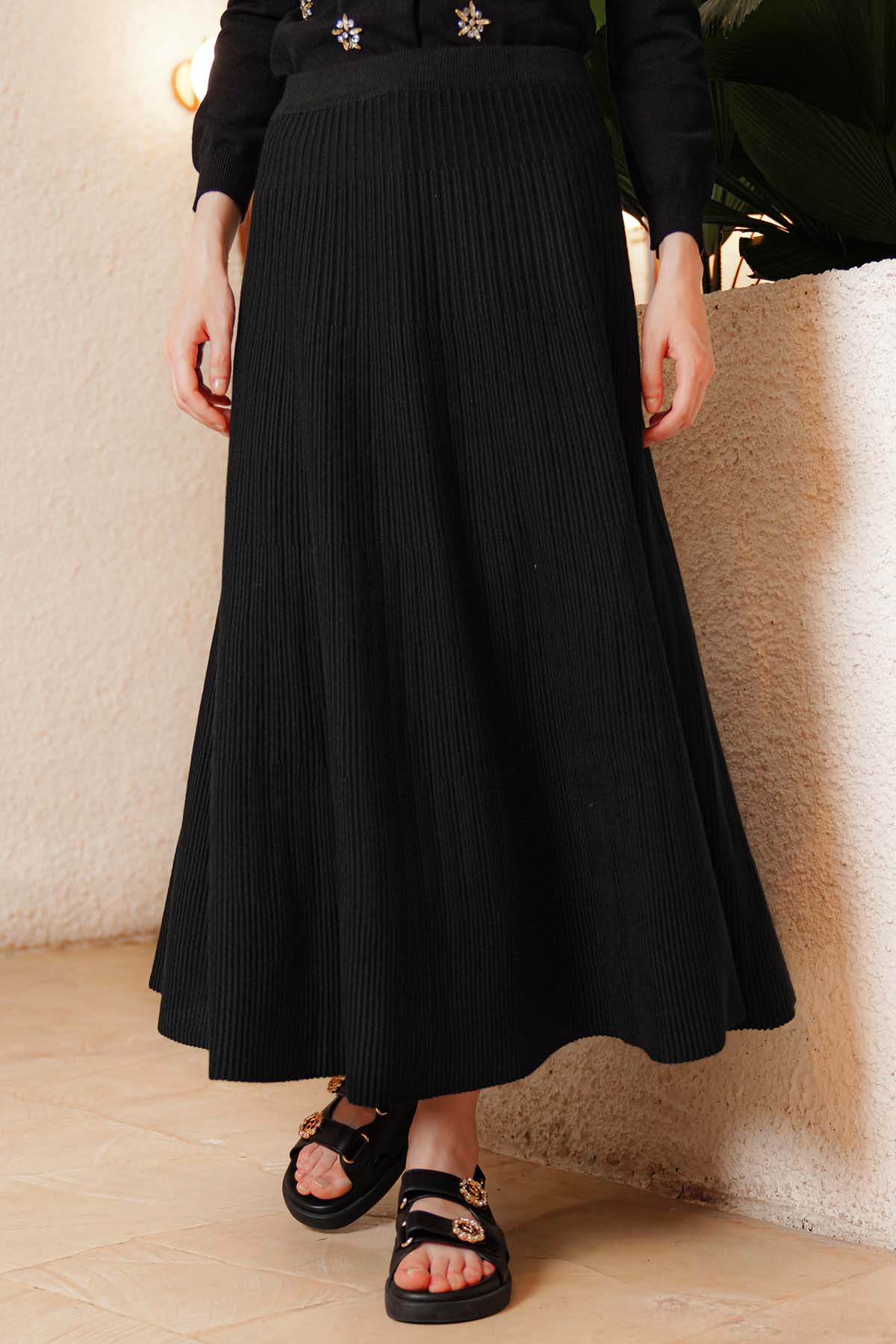 Ella Knit Skirt - Black