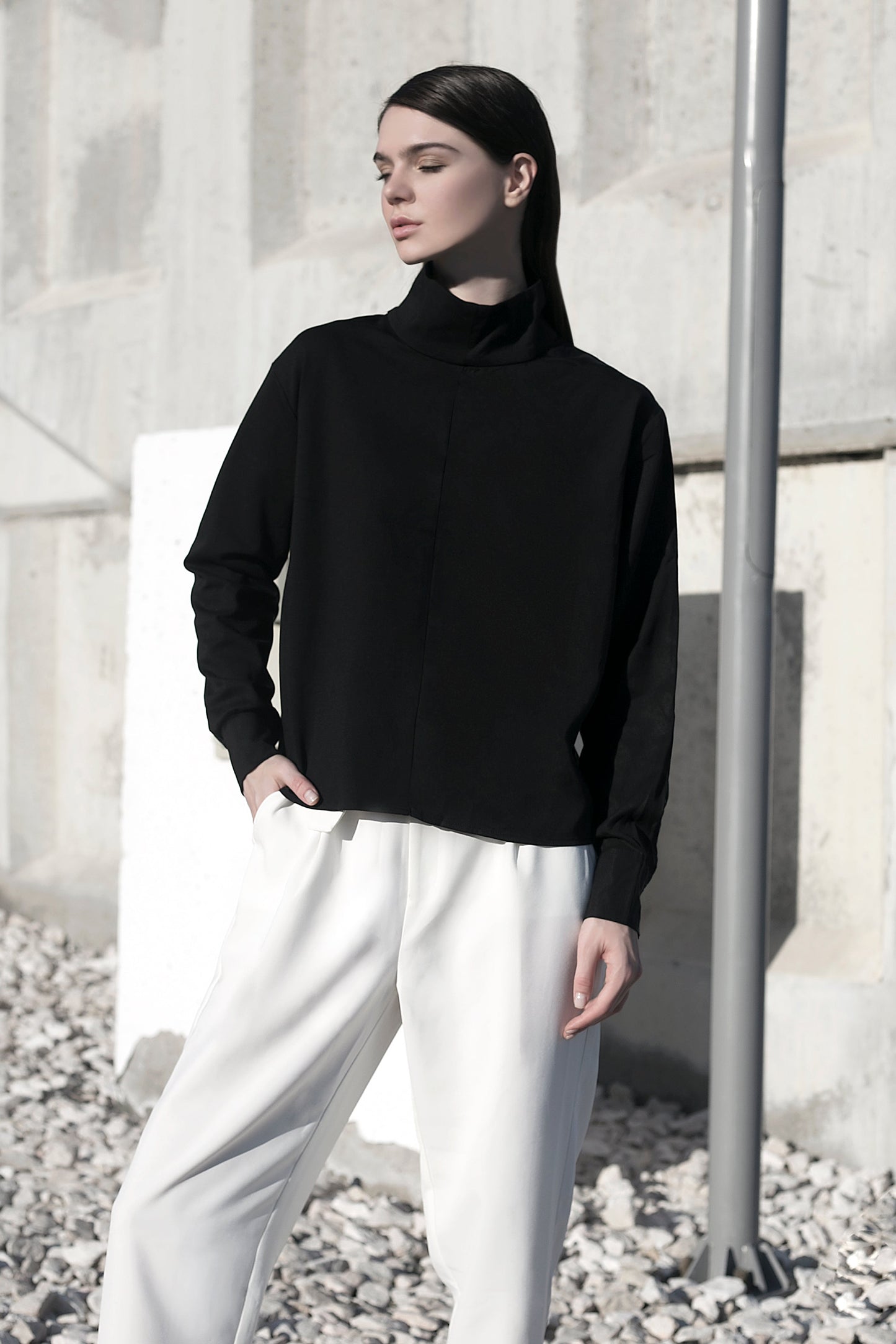 Zava Top With Turtleneck All Black