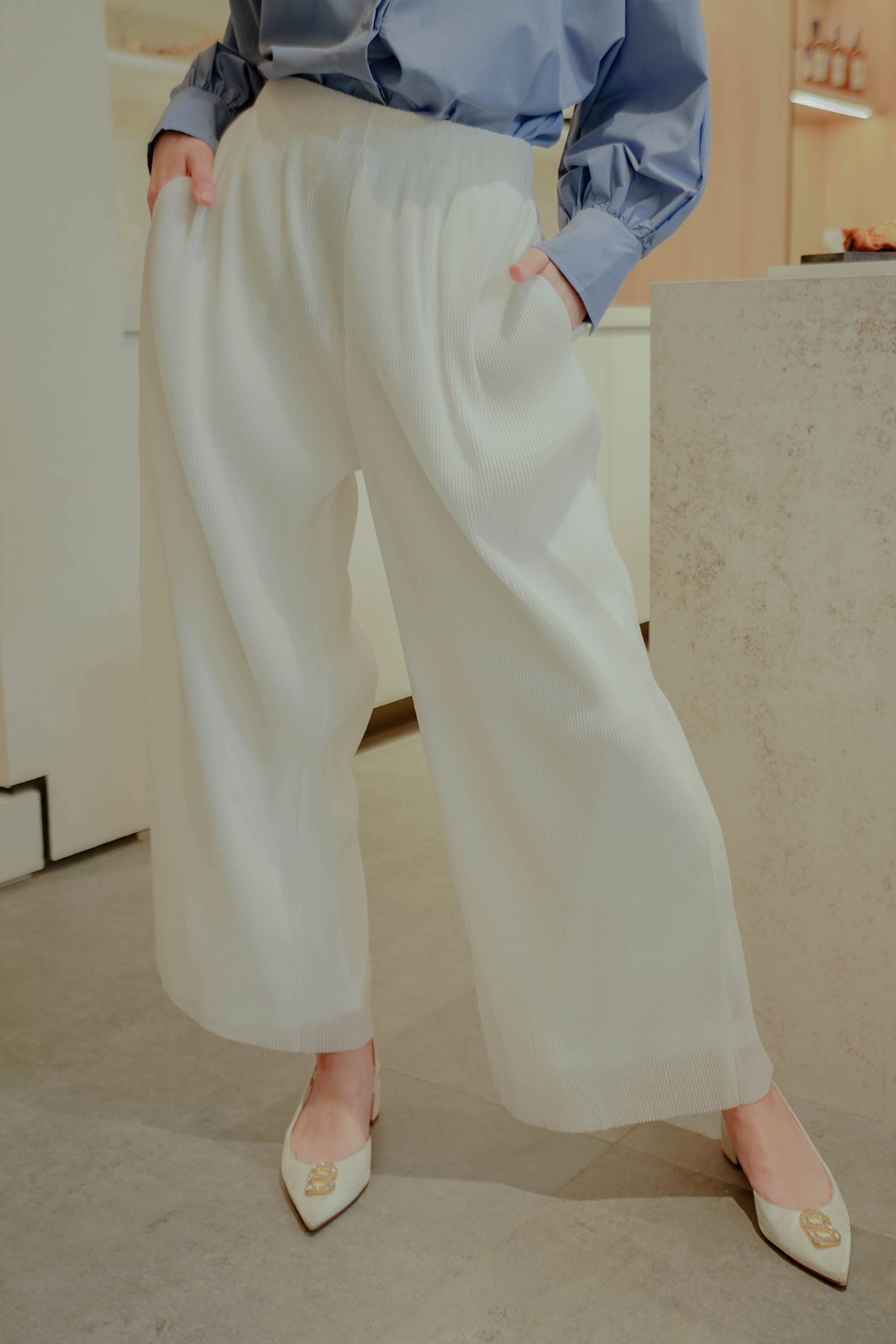 Lea Pleated Pants - White