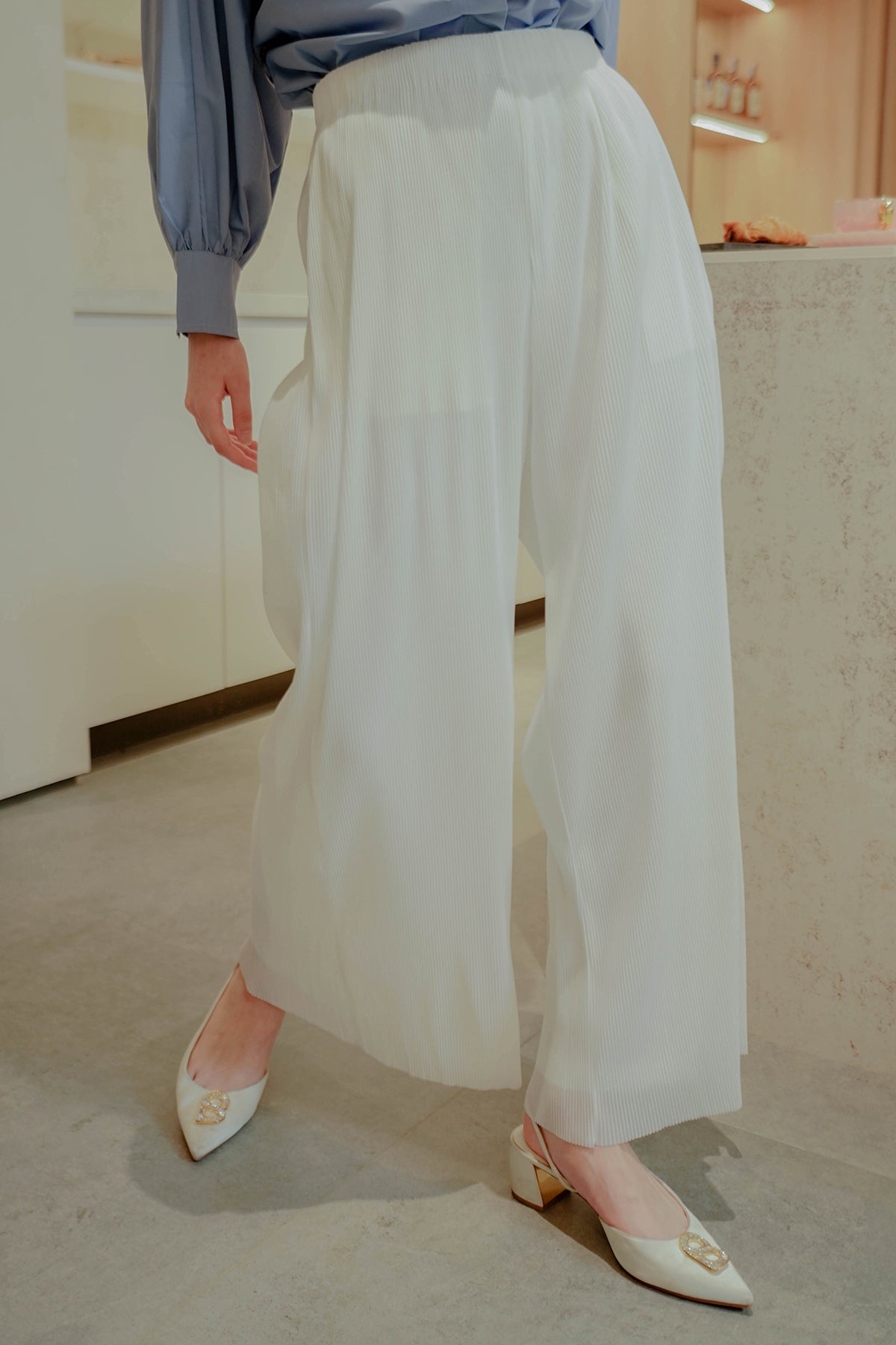 Lea Pleated Pants - White