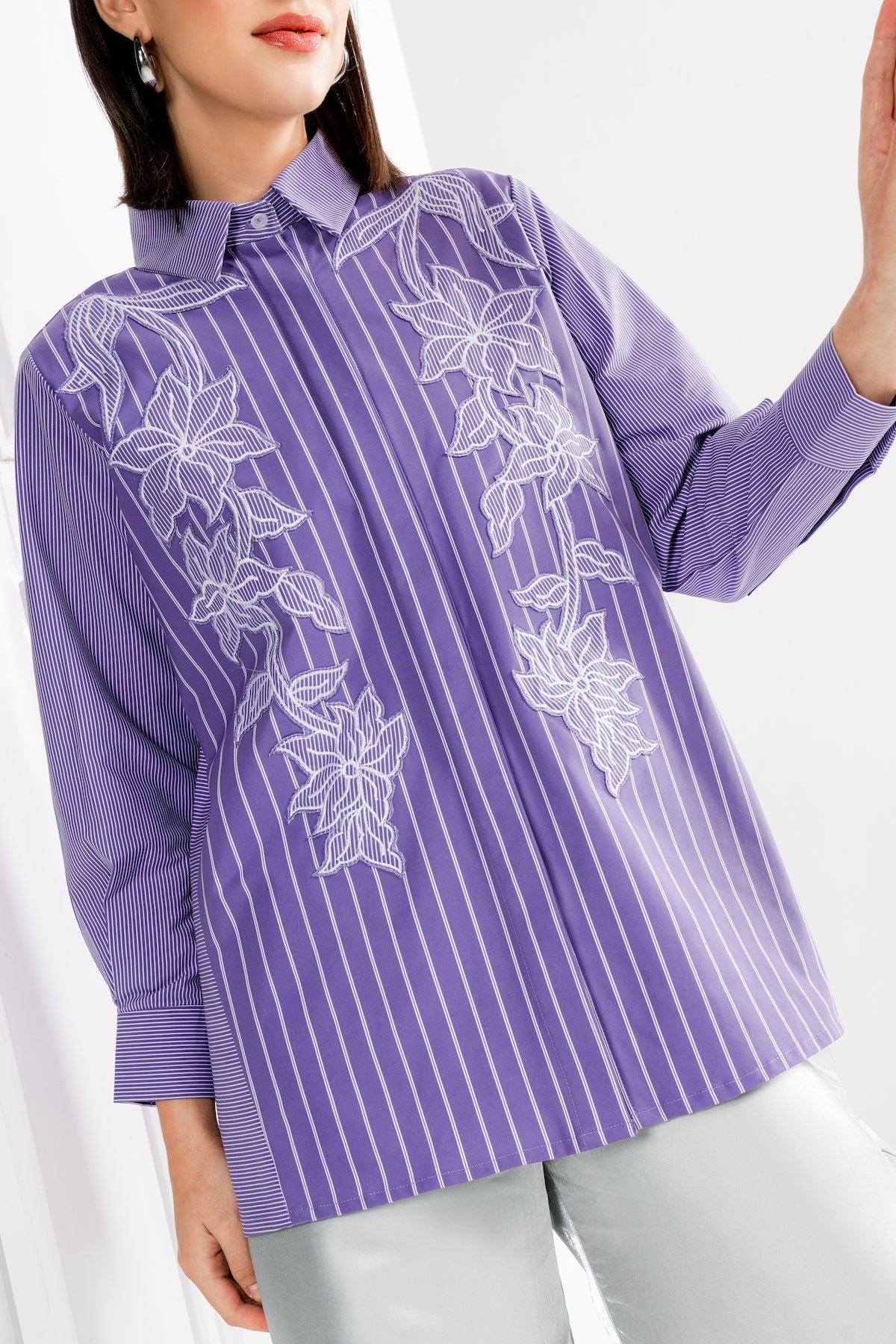 Tessa Embroidery Shirt - Purple