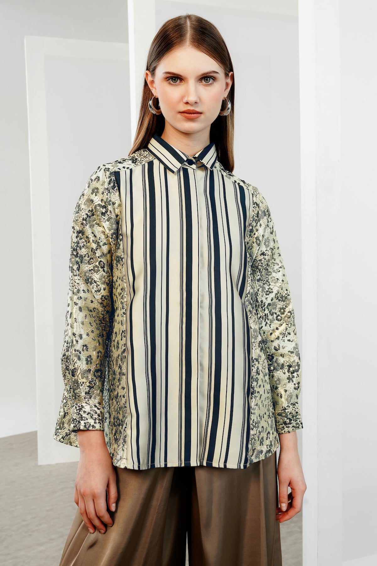 Viora Jacquard Shirt - Whisper