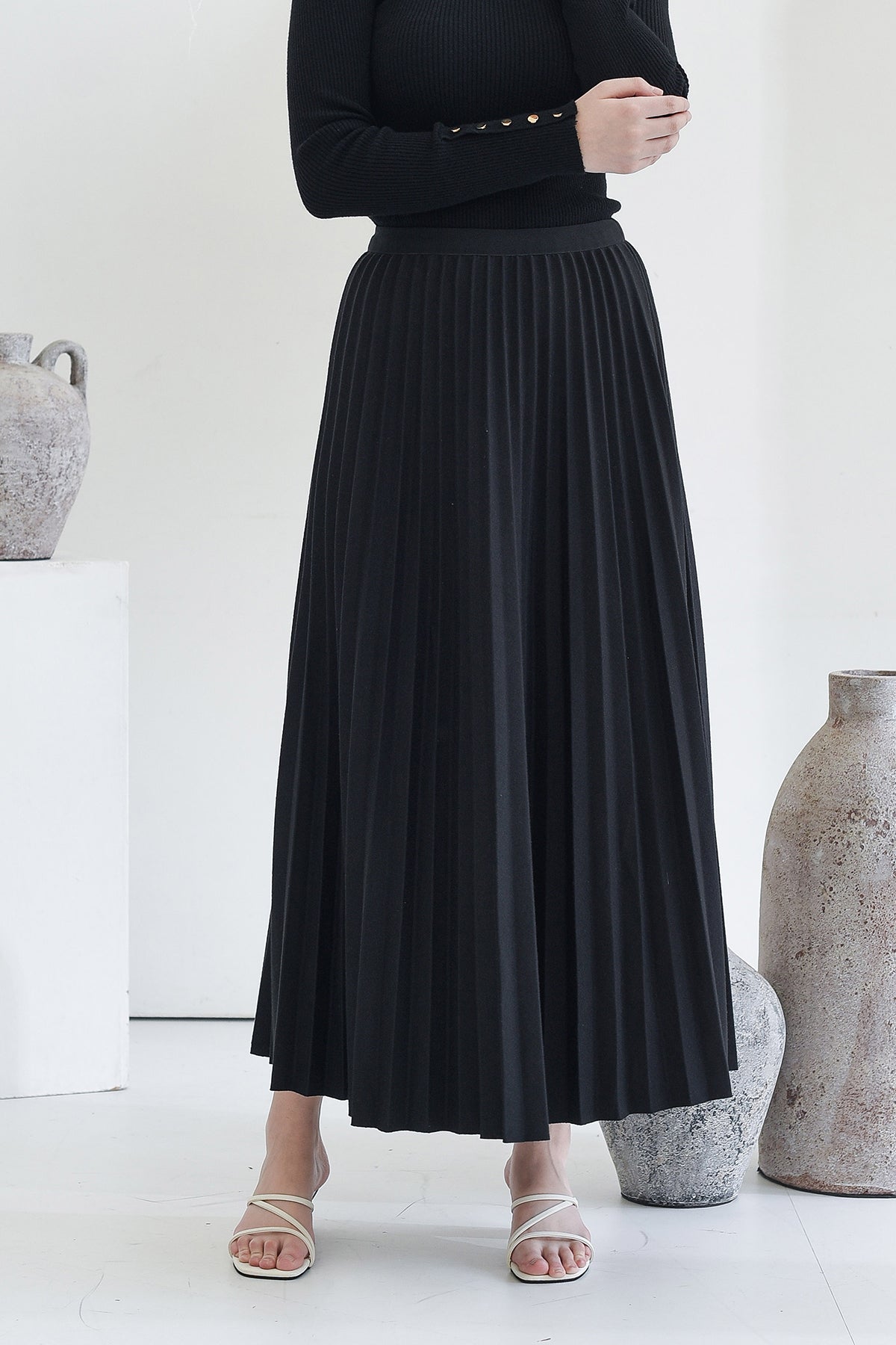 Pleats Me Long Skirt Black