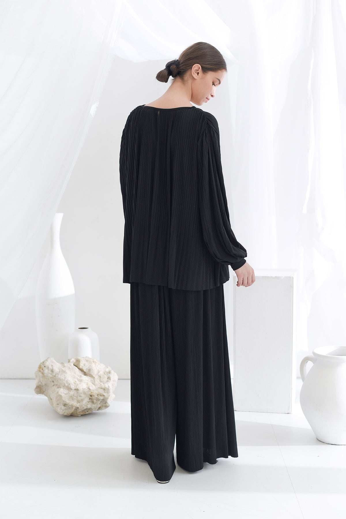 Black Pleats Me Flowy Blouse