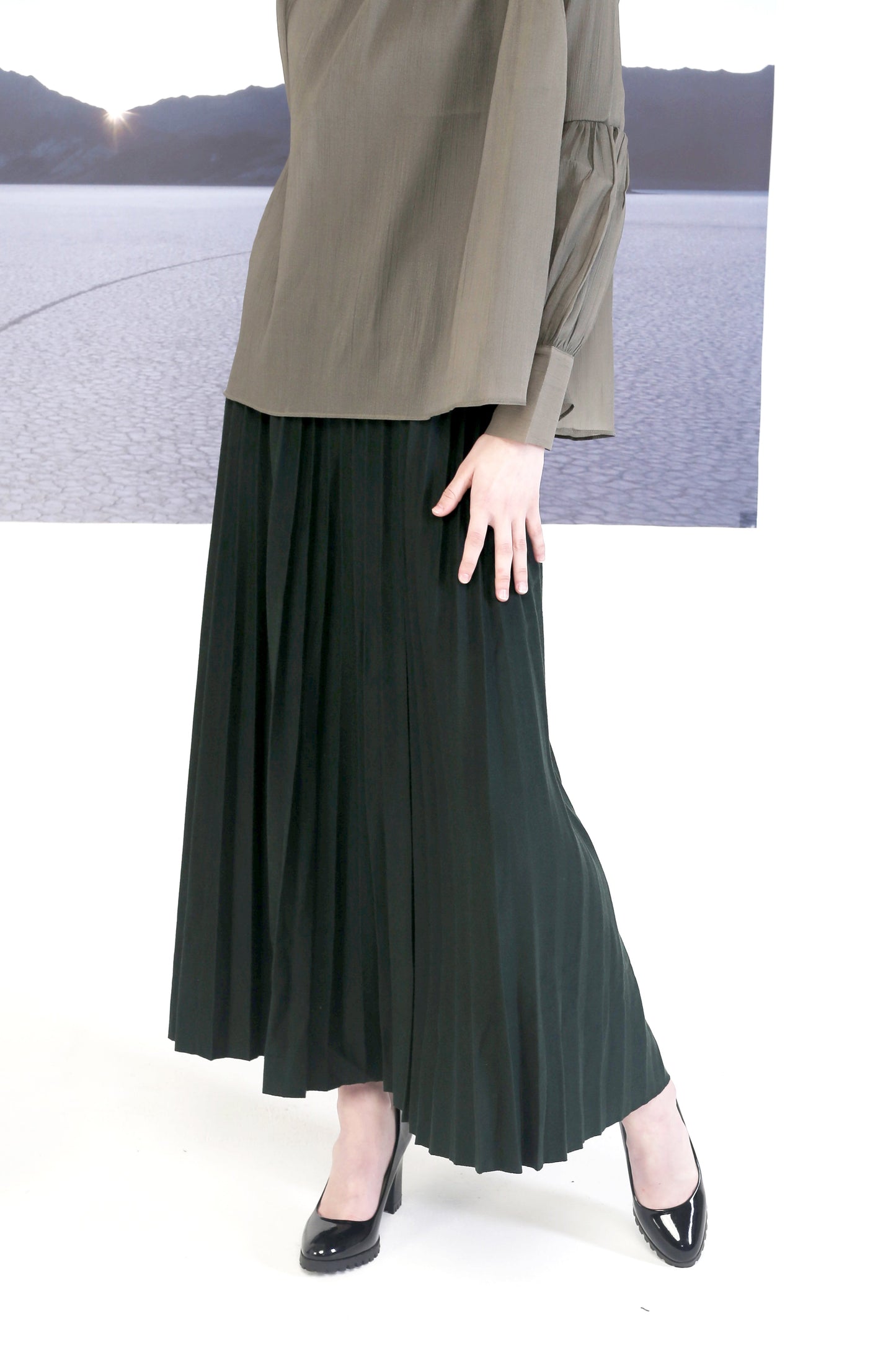 Pleats Me Long Skirt Green